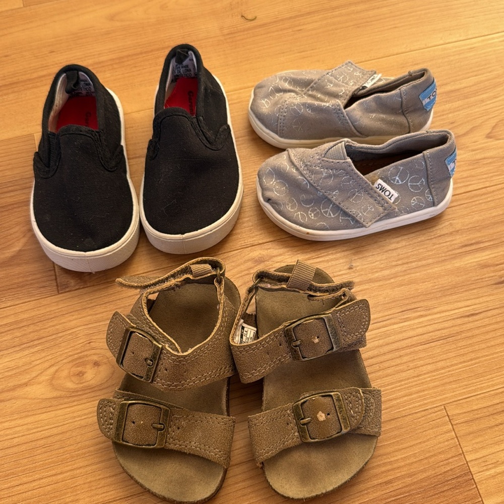 3 pairs of size 4 shoes
